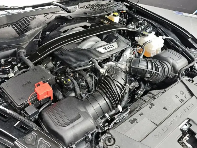 2024 Ford Mustang с пробегом 21 804 км