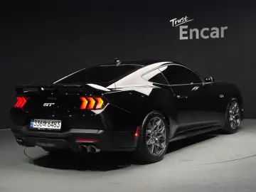 2024 Ford Mustang с пробегом 12 924 км