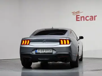 2024 Ford Mustang с пробегом 13 442 км