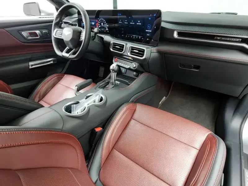 2024 Ford Mustang с пробегом 13 442 км