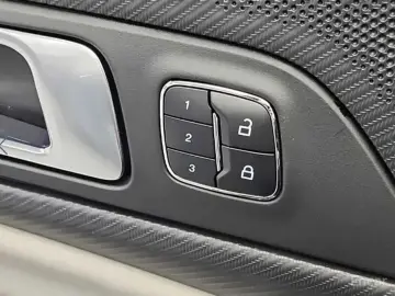 2024 Ford Mustang с пробегом 37 261 км