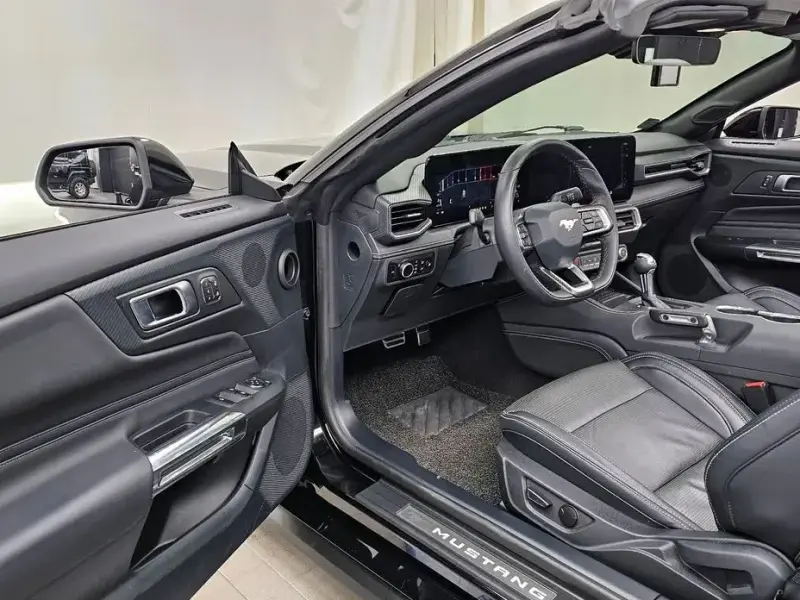 2024 Ford Mustang с пробегом 9 584 км