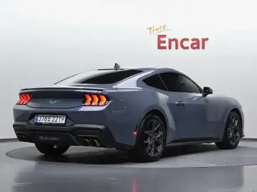2024 Ford Mustang с пробегом 33 212 км