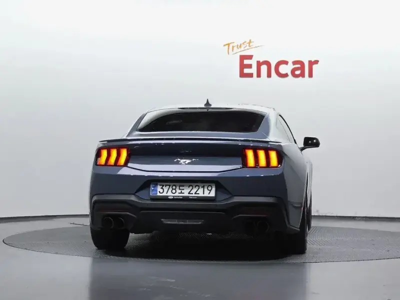 2024 Ford Mustang с пробегом 33 212 км