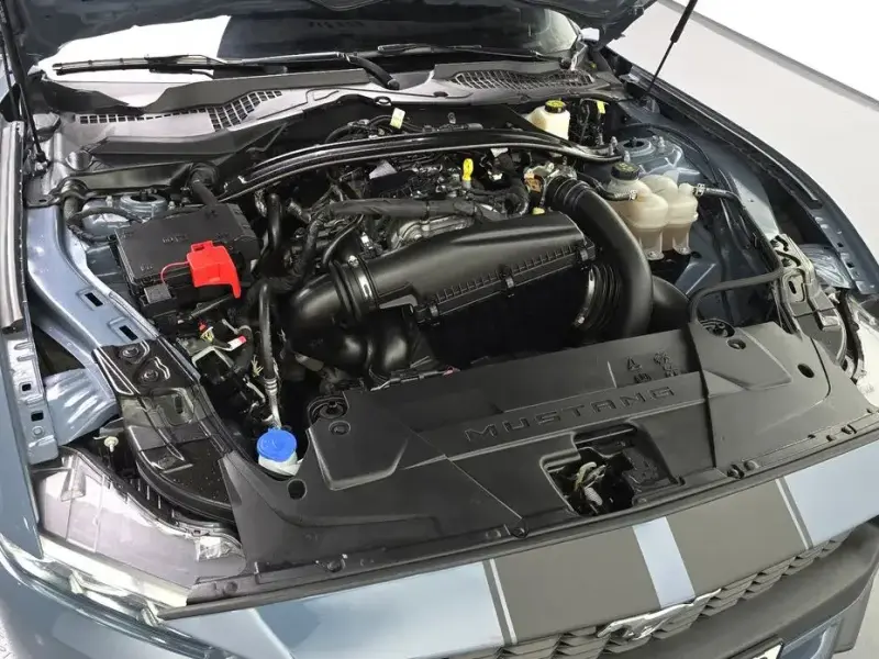2024 Ford Mustang с пробегом 33 212 км