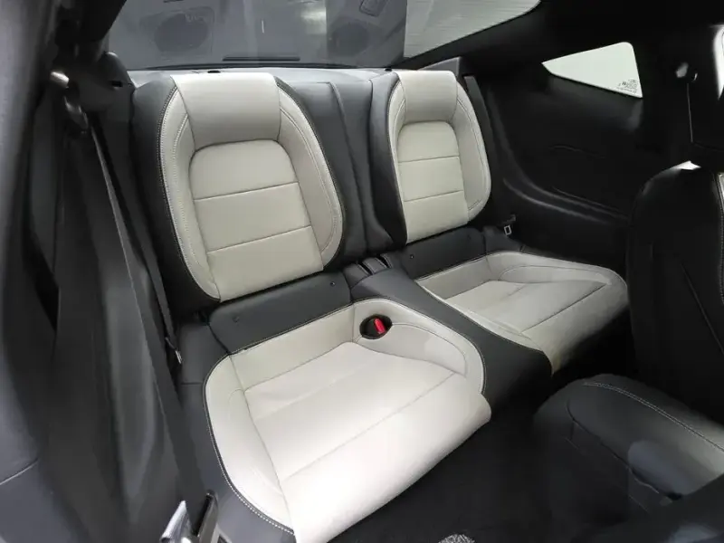 2024 Ford Mustang с пробегом 33 212 км