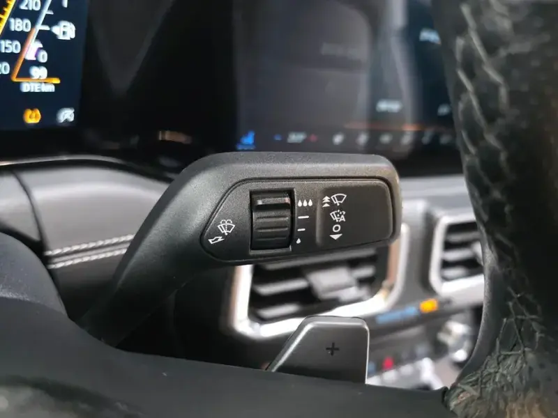 2024 Ford Mustang с пробегом 33 212 км
