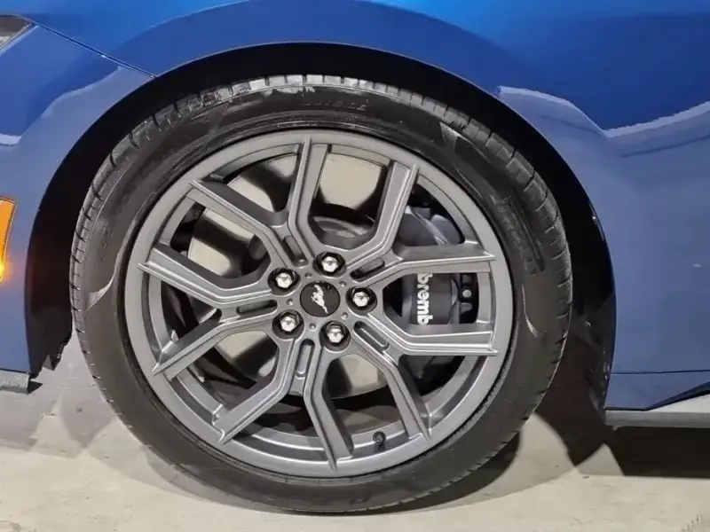 2025 Ford Mustang с пробегом 6 114 км