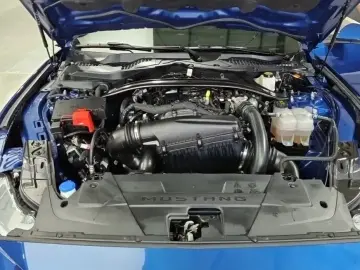 2025 Ford Mustang с пробегом 6 114 км