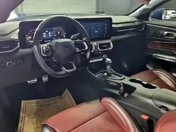 2025 Ford Mustang с пробегом 6 114 км