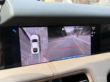 2023 Porsche Taycan с пробегом 11 200 км