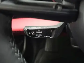 2023 Porsche Taycan с пробегом 13 274 км