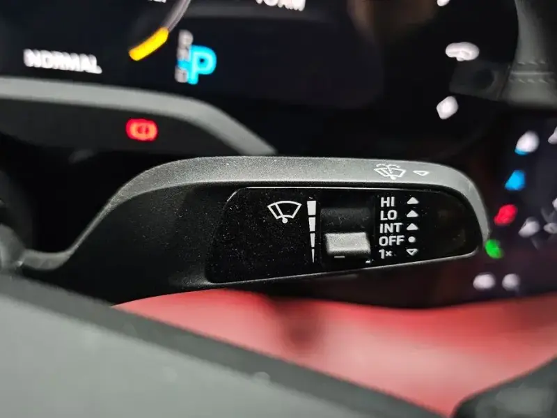 2023 Porsche Taycan с пробегом 13 274 км