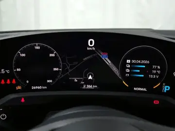 2021 Porsche Taycan с пробегом 26 960 км