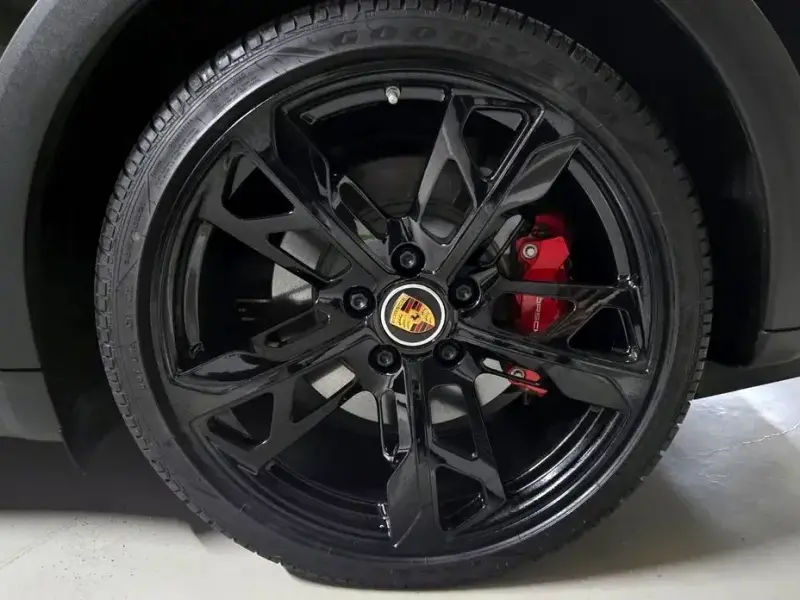 2022 Porsche Taycan с пробегом 20 790 км
