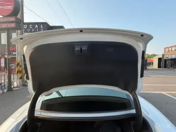 2023 Porsche Taycan с пробегом 22 891 км