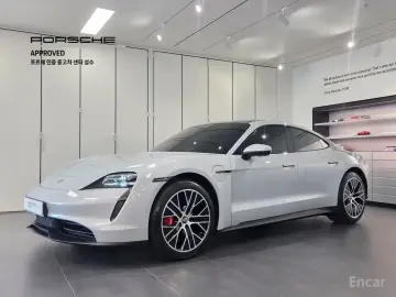 2021 Porsche Taycan с пробегом 31 205 км