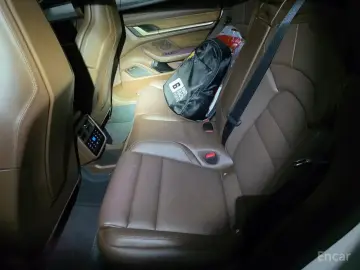 2022 Porsche Taycan с пробегом 23 903 км