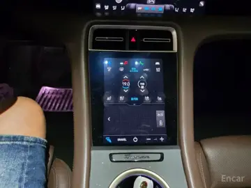 2022 Porsche Taycan с пробегом 23 903 км