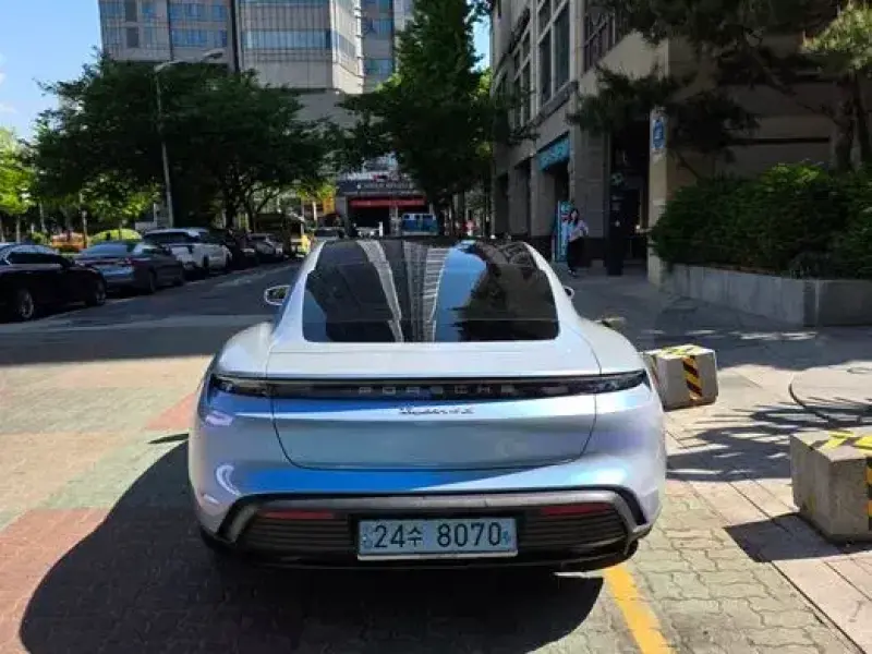 2021 Porsche Taycan с пробегом 39 100 км