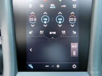 2023 Porsche Taycan с пробегом 33 785 км