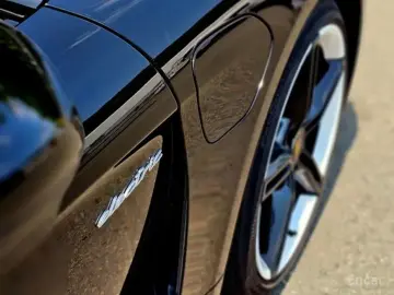 2022 Porsche Taycan с пробегом 29 000 км