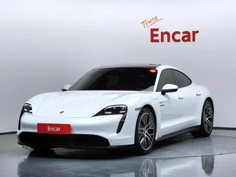 2021 Porsche Taycan с пробегом 40 572 км