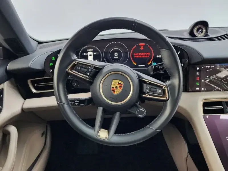 2021 Porsche Taycan с пробегом 40 572 км