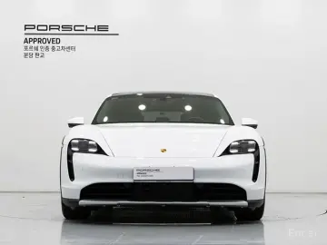 2023 Porsche Taycan с пробегом 31 820 км