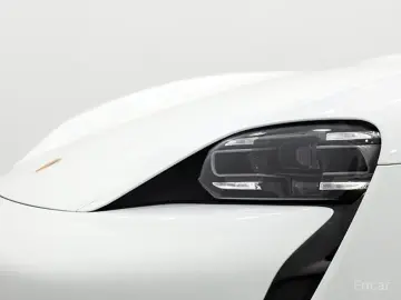 2023 Porsche Taycan с пробегом 31 820 км