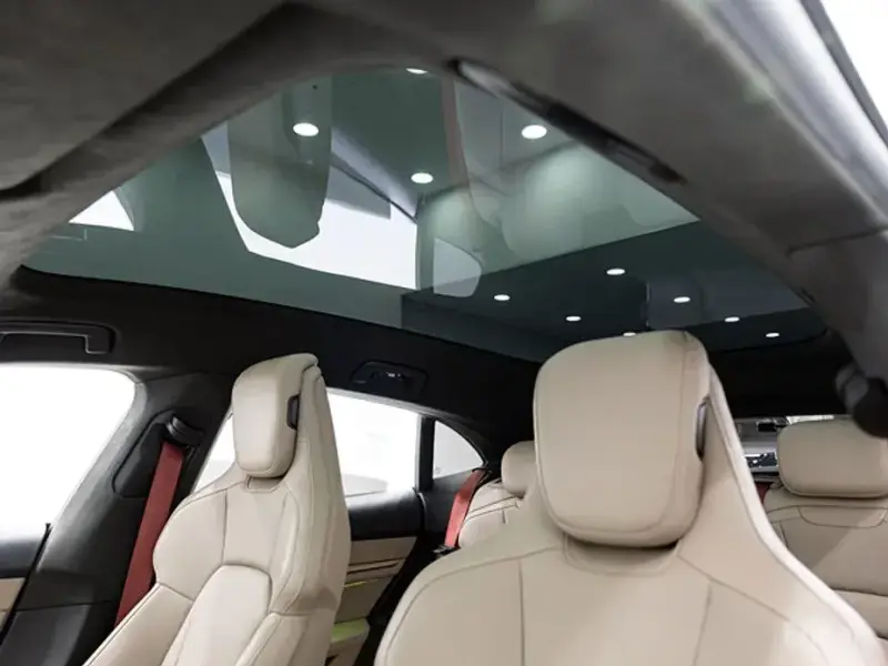 2023 Porsche Taycan с пробегом 31 820 км