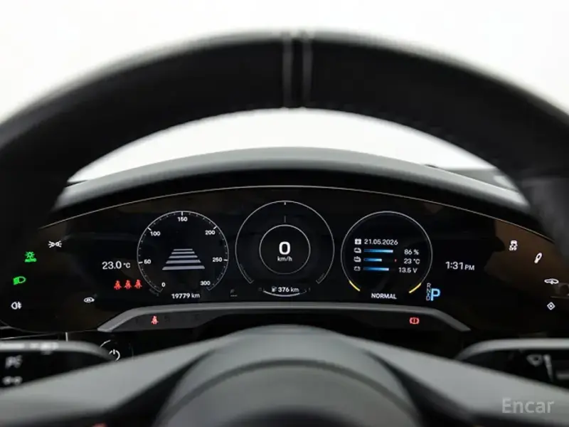 2022 Porsche Taycan с пробегом 19 780 км