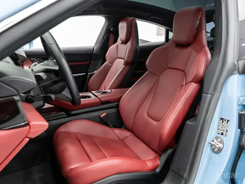 2022 Porsche Taycan с пробегом 19 780 км