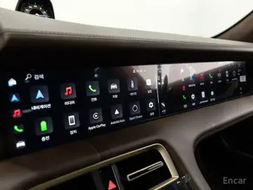 2023 Porsche Taycan с пробегом 21 090 км