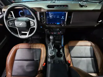 2023 Ford Bronco с пробегом 34 632 км
