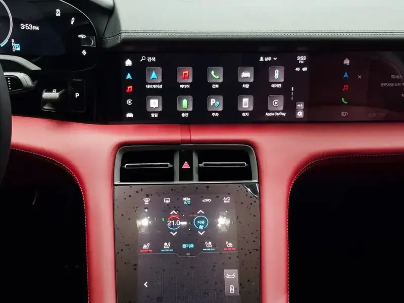 2025 Porsche Taycan с пробегом 16 605 км