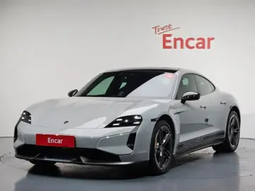 2024 Porsche Taycan с пробегом 5 226 км