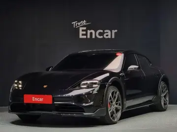 2024 Porsche Taycan с пробегом 34 545 км