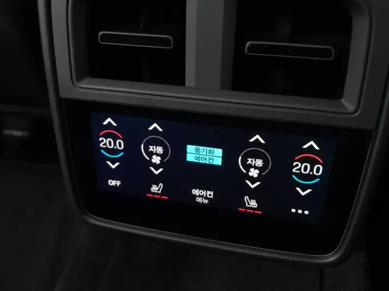 2025 Porsche Taycan с пробегом 13 545 км