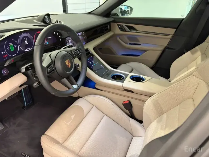 2025 Porsche Taycan с пробегом 283 км