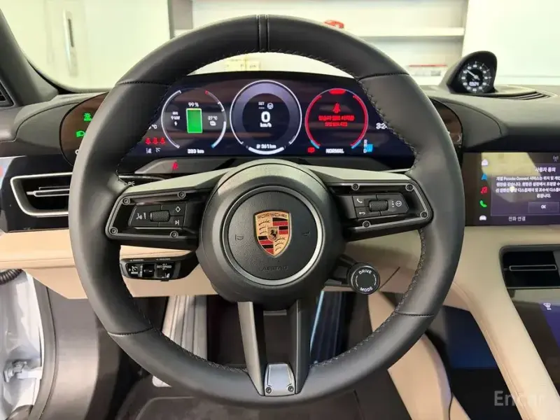 2025 Porsche Taycan с пробегом 283 км