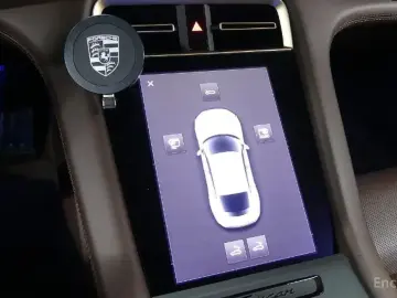 2024 Porsche Taycan с пробегом 9 100 км