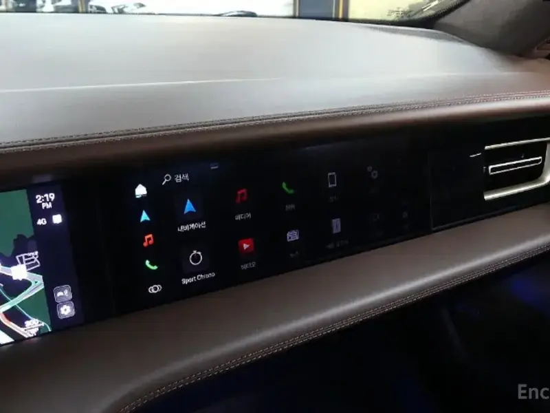 2024 Porsche Taycan с пробегом 9 100 км