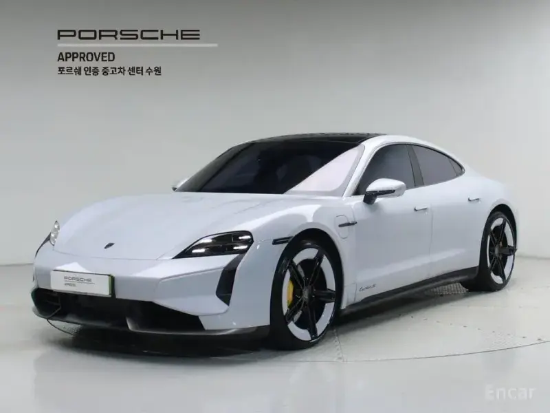 2025 Porsche Taycan с пробегом 8 730 км