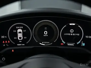2025 Porsche Taycan с пробегом 10 400 км
