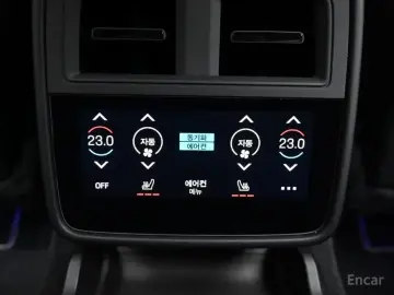2025 Porsche Taycan с пробегом 12 170 км
