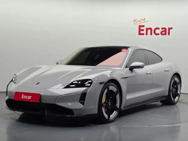 2024 Porsche Taycan с пробегом 14 264 км