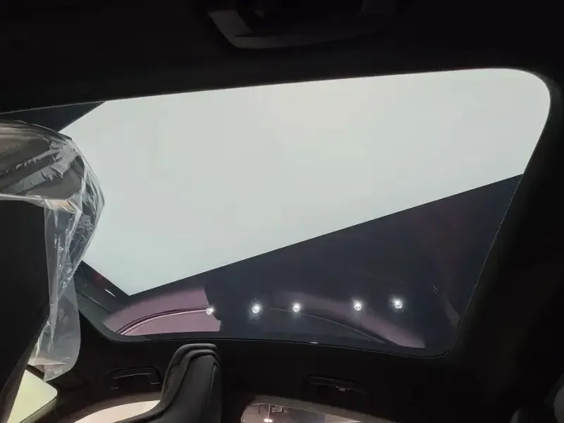 2024 Porsche Taycan с пробегом 14 264 км