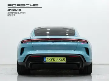 2025 Porsche Taycan с пробегом 1 160 км