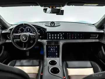 2025 Porsche Taycan с пробегом 1 160 км
